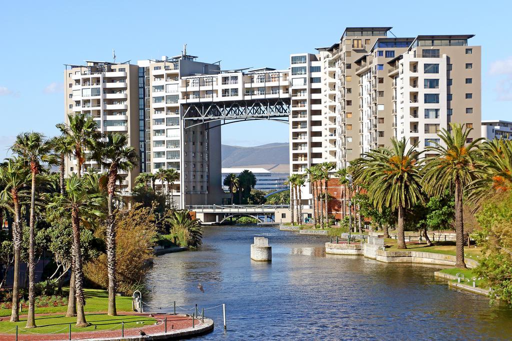 Century City Royal Apartments Fokváros Kültér fotó